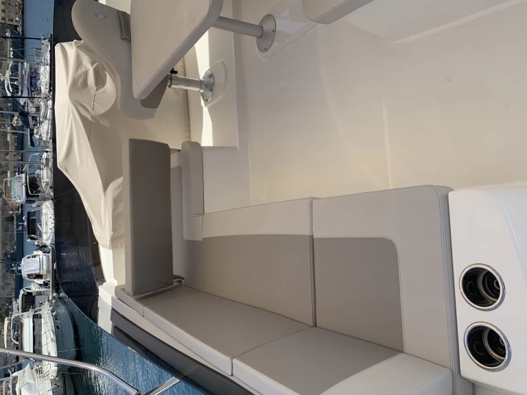 Vermietung Motorboot Bénéteau mit Führerschein