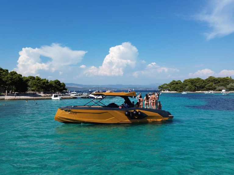 Bootsverleih Alesta Marine Raptor parasailing Split Samboat