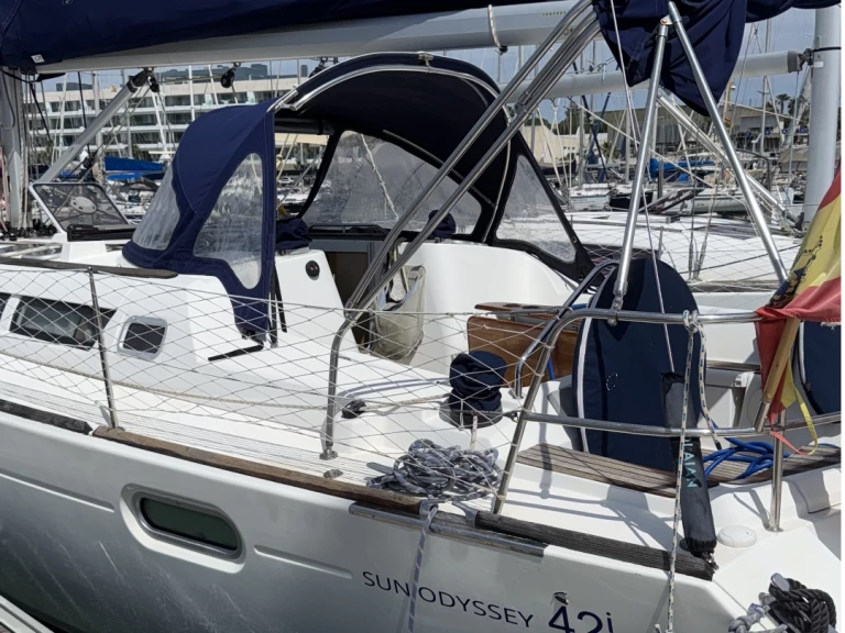 Ein Jeanneau Sun Odyssey 42i mieten in El Puerto de Santa María