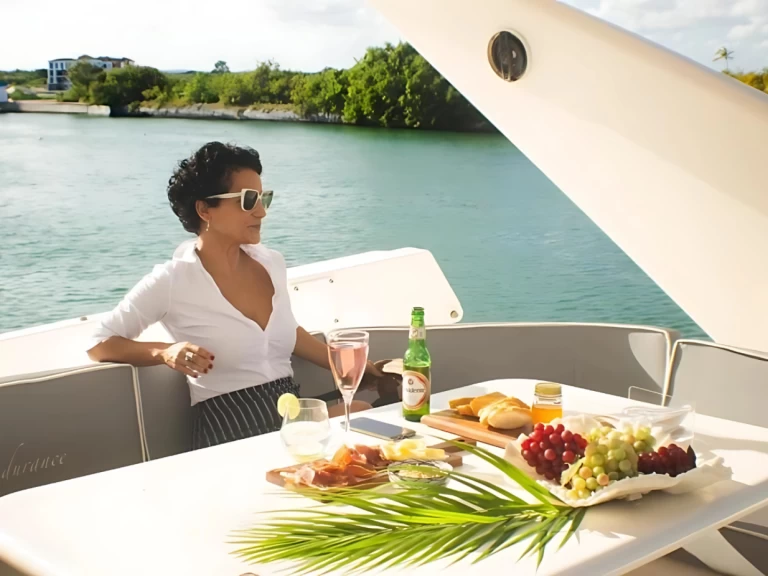 Boot mieten La Romana günstig custom