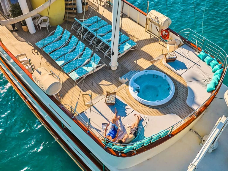 Yacht mieten in Trogir zum besten Preis