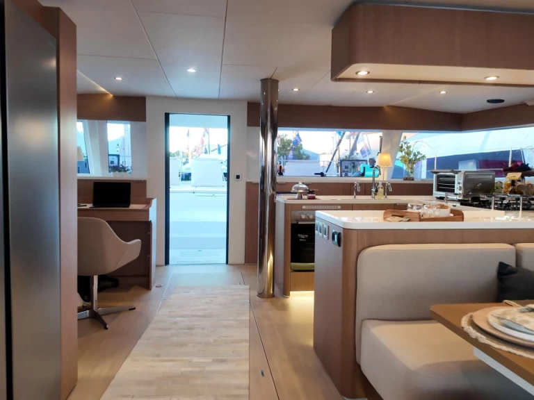 Ein Bali SNAPDRAGON mieten in Nassau