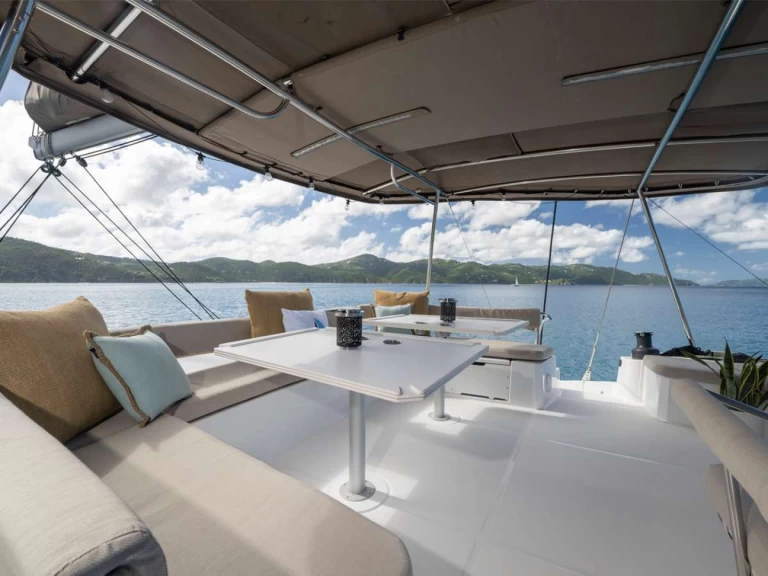 Ein Bali ELYSIAN mieten in Britische Jungferninseln