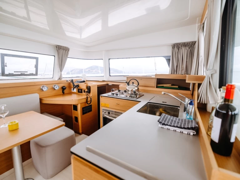 Excess Excess 11 mieten Deme of Volos