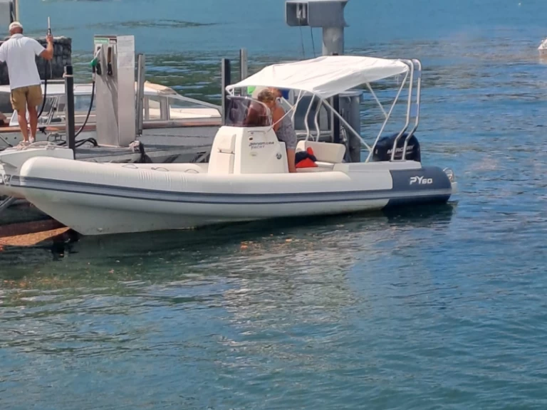 Schlauchboot mieten in Como (City) zum besten Preis