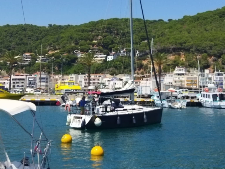 Boot mieten Canet-en-Roussillon günstig First 36.7