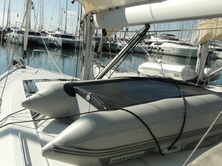 Vermietung Segelboot Bénéteau mit Führerschein