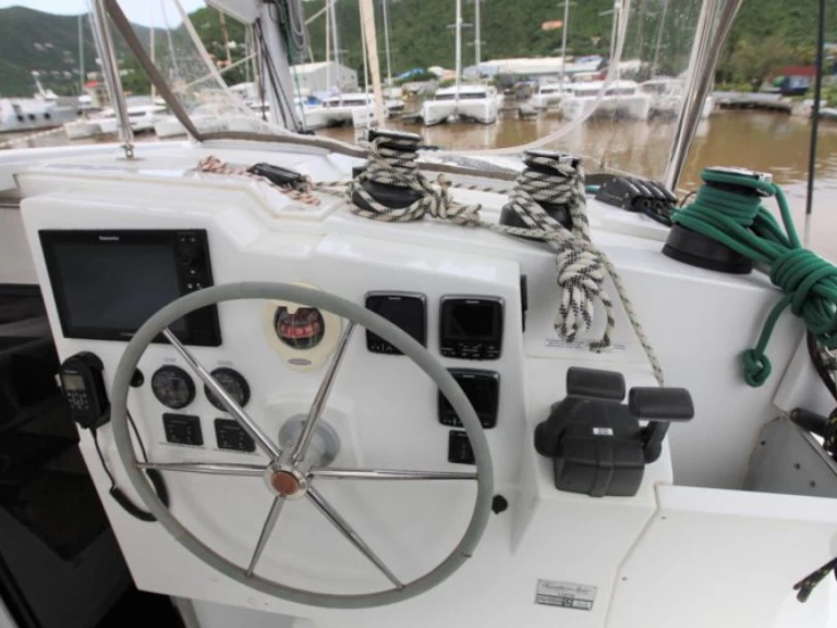 Katamaran mieten in Road Town zum besten Preis