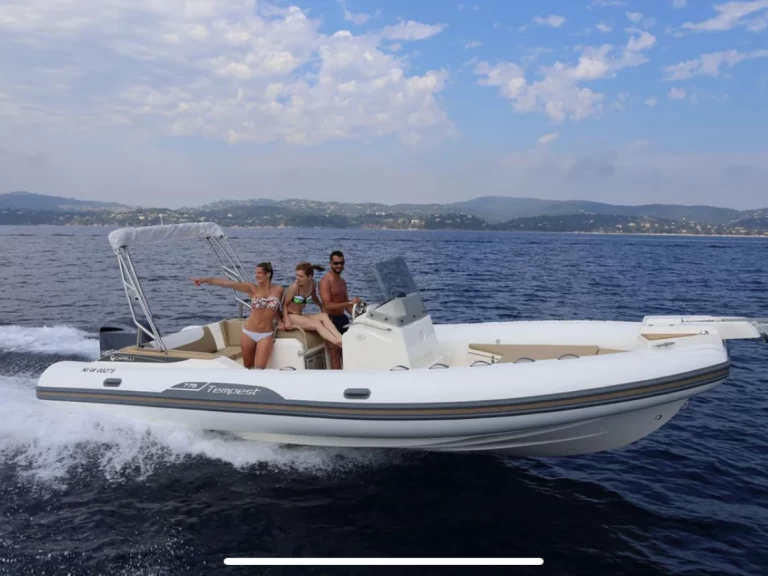 Schlauchboot mieten in Mandelieu-la-Napoule - Capelli Tempest 775