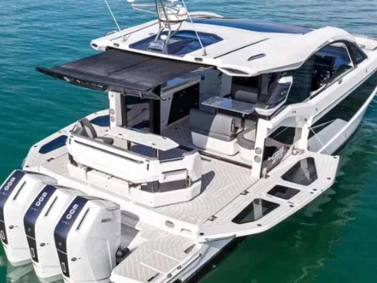 Motorboot mieten in Ayia Napa zum besten Preis