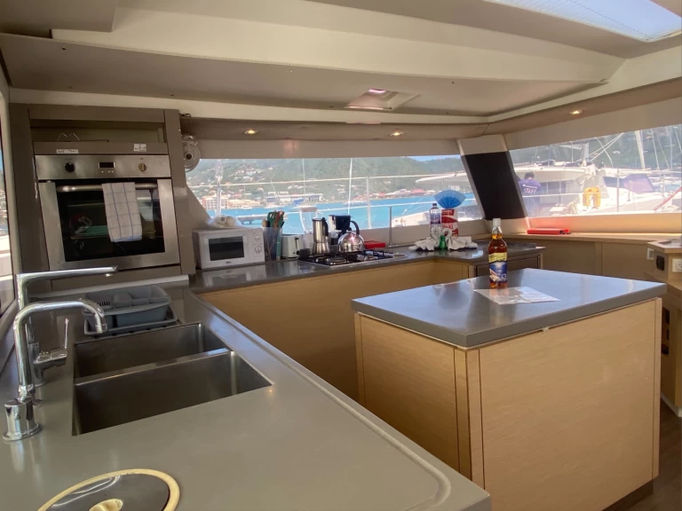 Vermietung Katamaran Fountaine Pajot mit Führerschein