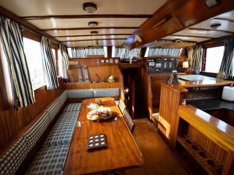 Ein Custom Made Gulet mieten in Skiathos