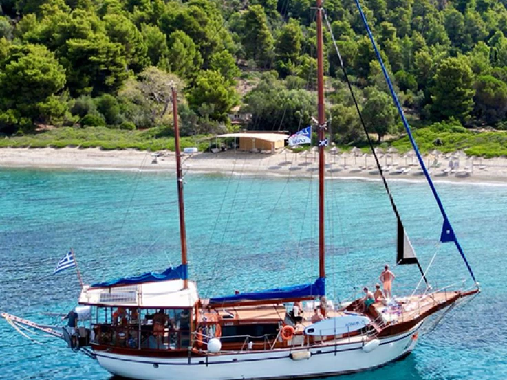 YachtCharter in Skiathos - Custom Made Gulet auf SamBoat