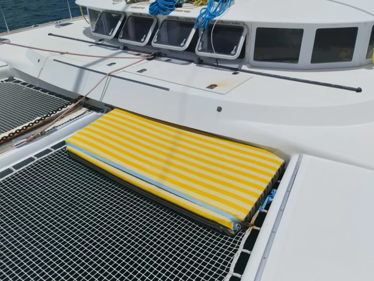 Lagoon Lagoon 570 mieten Hafen von Nizza