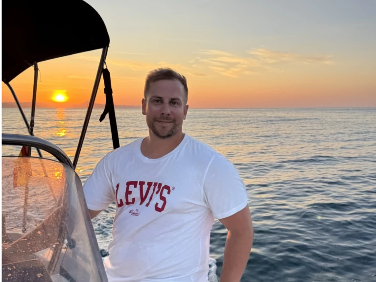 Motorboot mit oder ohne Skipper Quicksilver mieten in Dénia