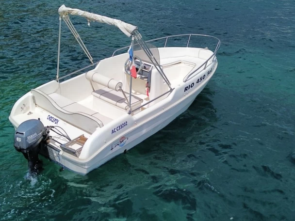 Motorboot mit oder ohne Skipper Rio mieten in Marseille