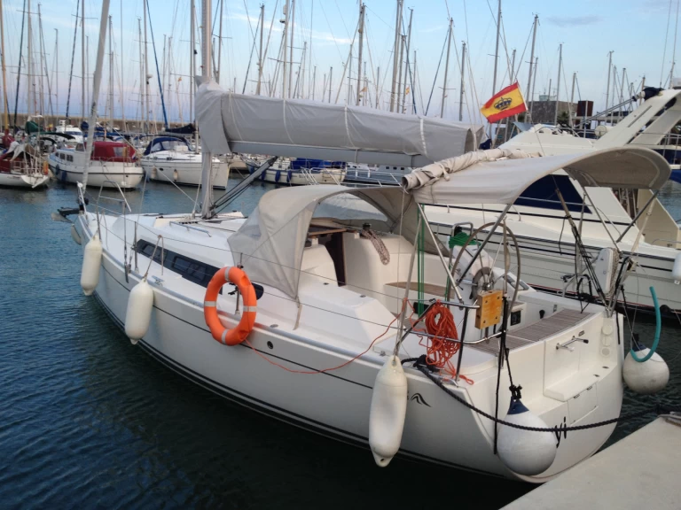 YachtCharter in Barcelona - Hanse Hanse 320 auf SamBoat