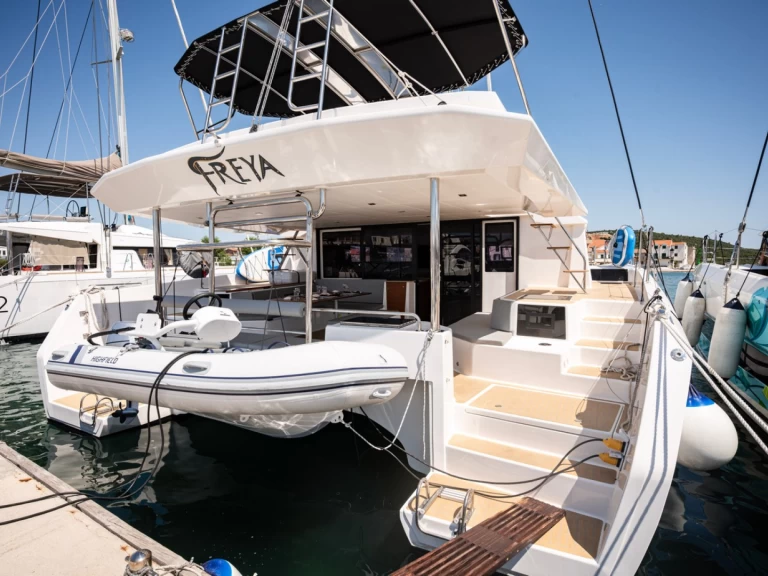 YachtCharter in Pirovac - Dufour Dufour Catamarans 48 Sail auf SamBoat