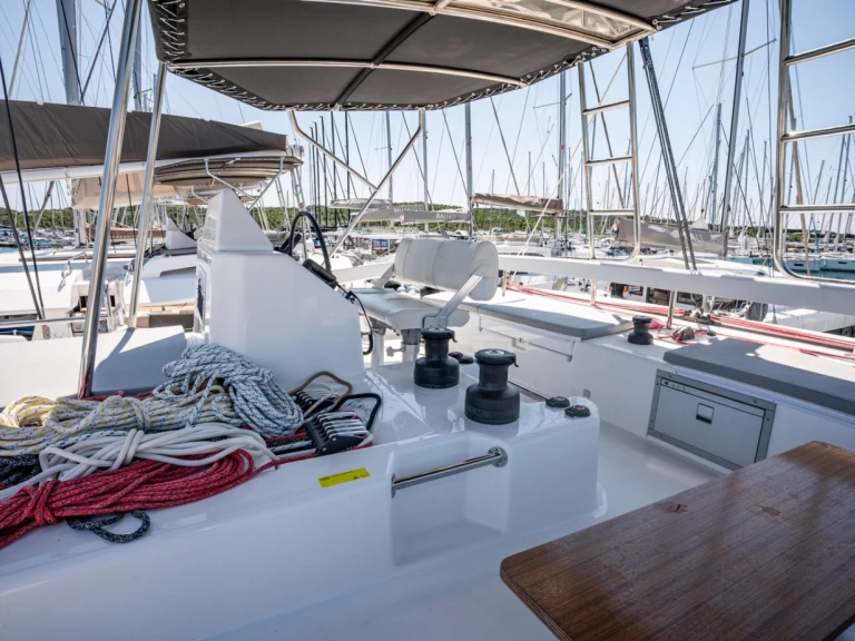 Ein Dufour Dufour Catamarans 48 Sail mieten in Pirovac