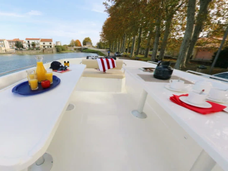Vermietung Motorboot Le Boat mit Führerschein