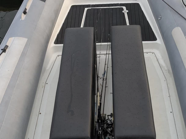 Vermietung Schlauchboot Lomac mit Führerschein