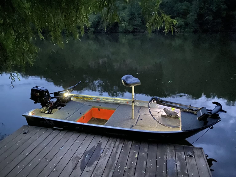 Motorboot mieten in Cénevières - linder Sportsman 355