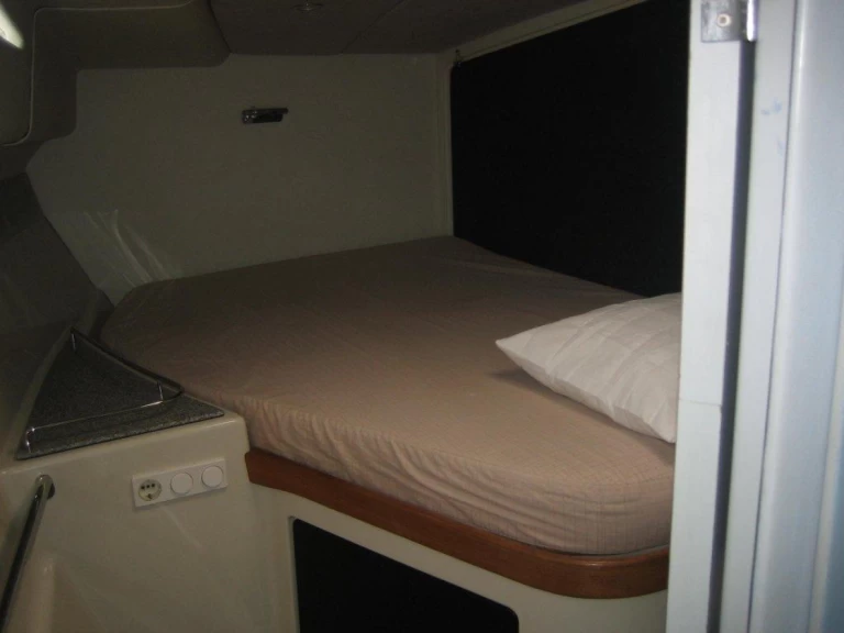 STEALTH yachts Stealth 420 SC mieten Palma de Mallorca