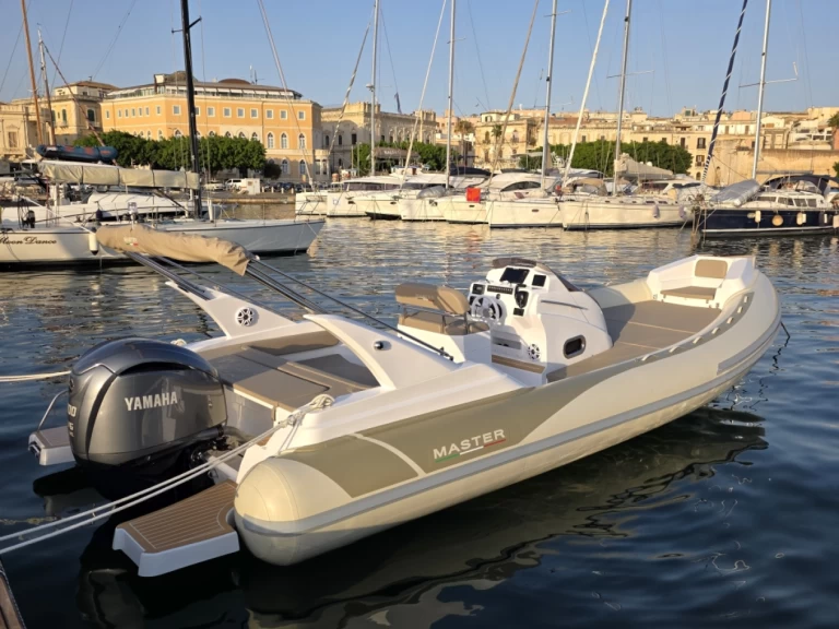 Schlauchboot mieten in Marina di Ragusa zum besten Preis