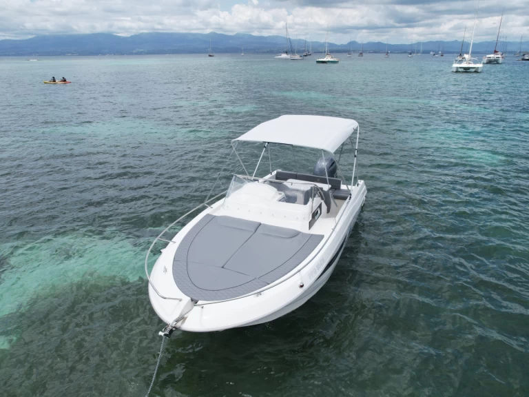 Motorboot mieten in Le Gosier zum besten Preis