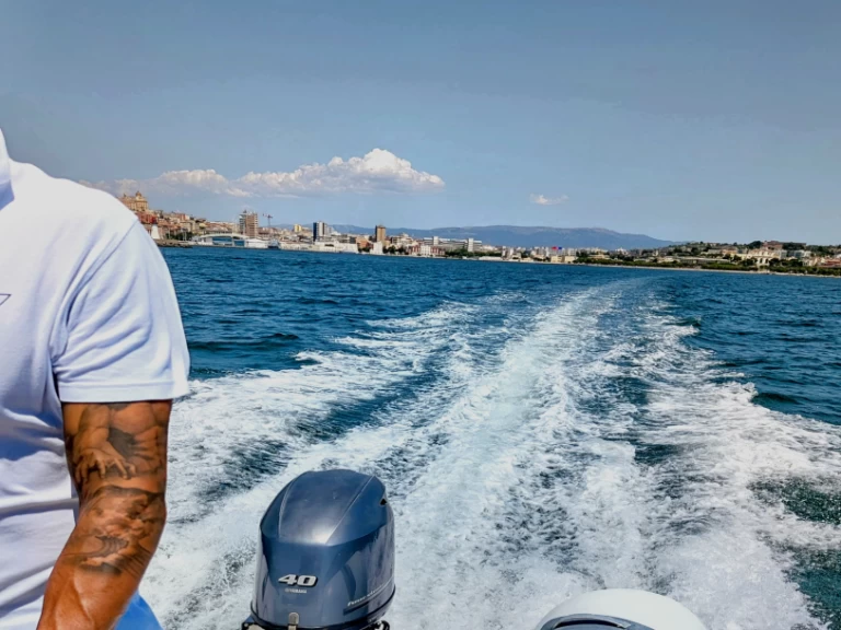 Boot mieten Cagliari Port günstig Bwa 550 Pro