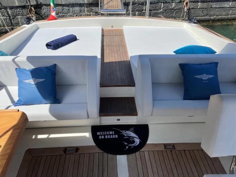 Ein Tornado 38 classic mieten in Amalfi