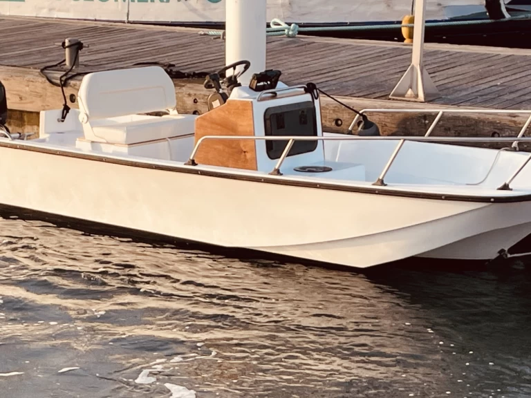 Motorboot mieten in Larmor-Plage zum besten Preis