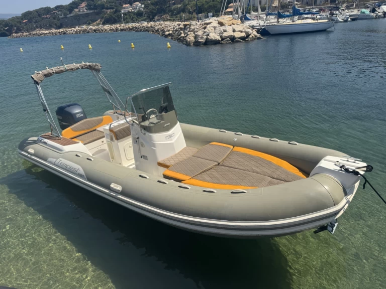 Bootsverleih Capelli Tempest 690 Luxe La Madrague Samboat