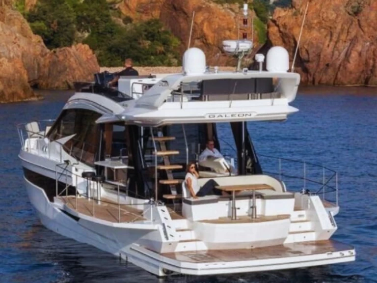 Yacht mieten in Saint-Tropez - Galeon Galeon 500 Fly