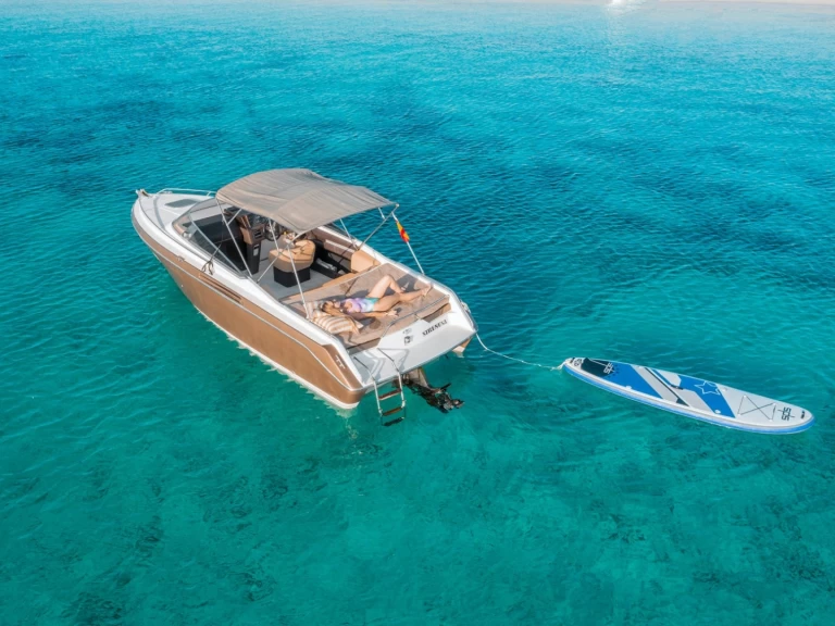 Ein Cranchi Clipper 760 mieten in Ibiza Town