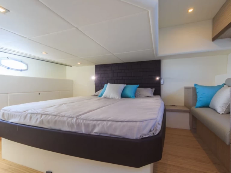 Rio Rio 44 Hard Top mieten Neapel