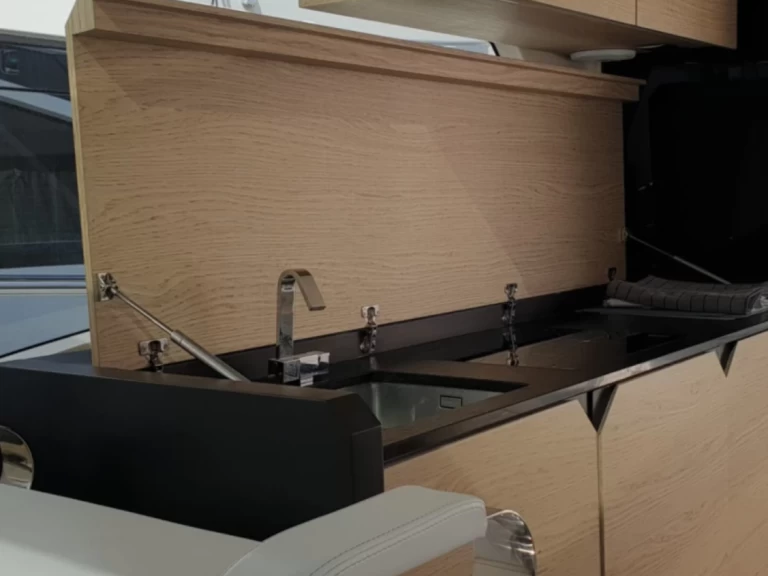 YachtCharter in Neapel - Rio Rio 44 Hard Top auf SamBoat