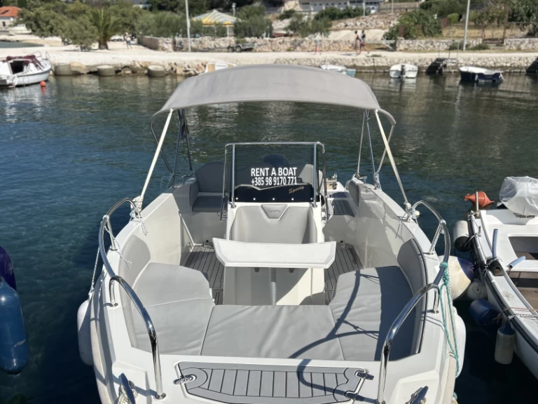 Bootsverleih Cantiere Nautico Speedy Cayman 585 Trogir Samboat