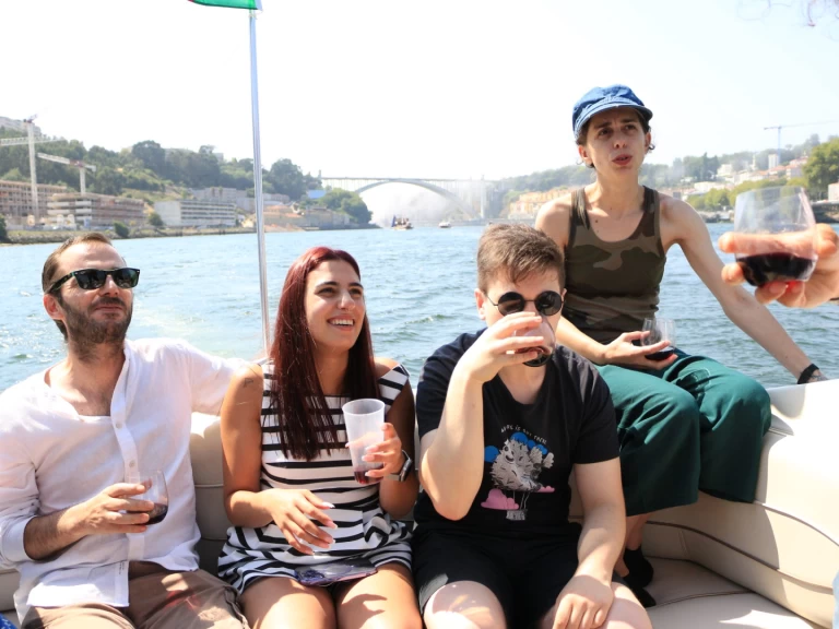 Vermietung Motorboot Maxum mit Führerschein