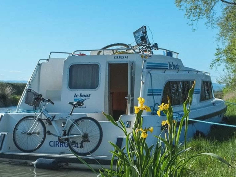 Motorboot mieten in Portiragnes zum besten Preis