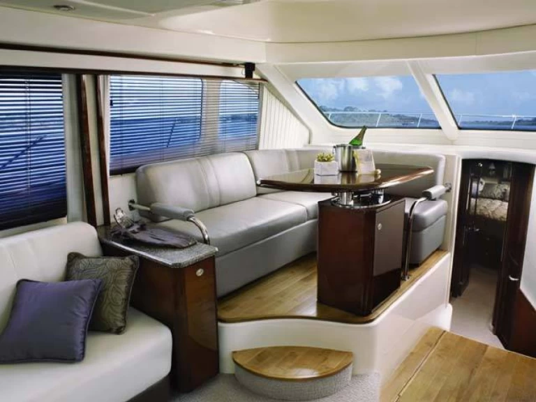 Ein Sea Ray DANCING QUEEN mieten in Miami