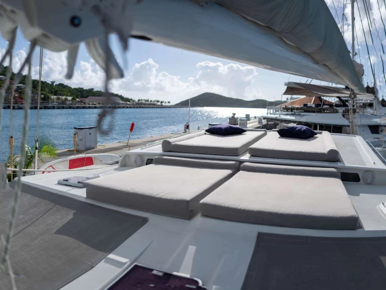 YachtCharter in West End - Privilege KELEA auf SamBoat