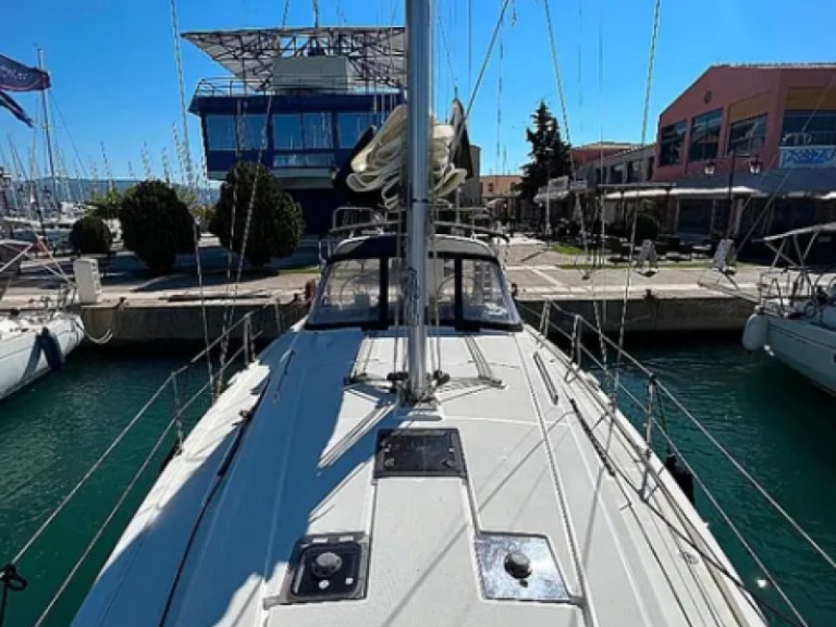 Bénéteau Oceanis 41.1 mieten Lefkáda