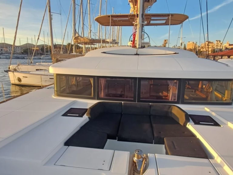 Lagoon Lagoon 52 F mieten Lavrion