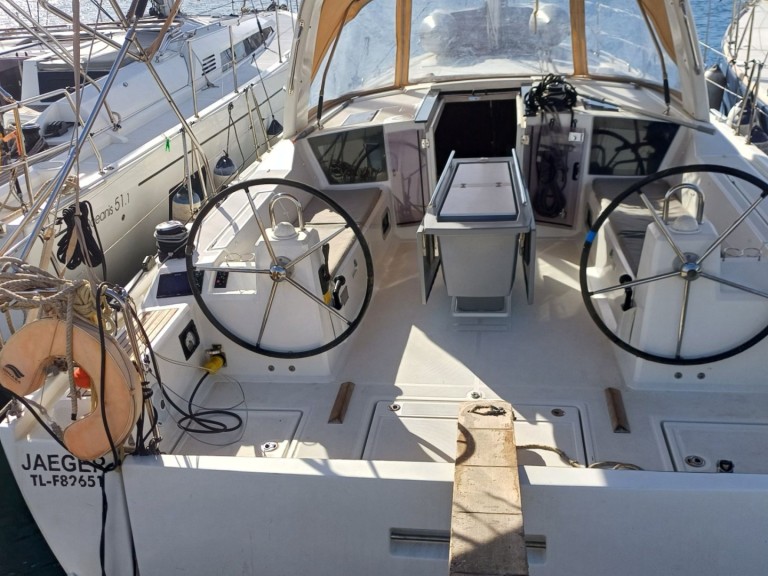 Vermietung Segelboot Bénéteau mit Führerschein
