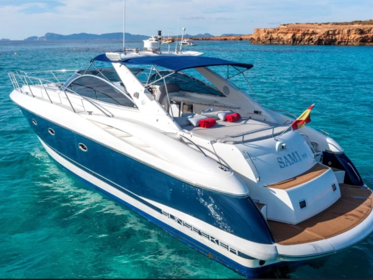 Motorboot mit oder ohne Skipper Sunseeker mieten in Ibiza Town