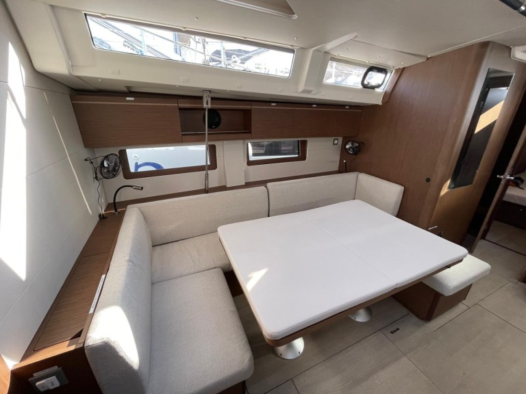 Boot mieten Santa Cruz de Tenerife günstig Oceanis 51.1