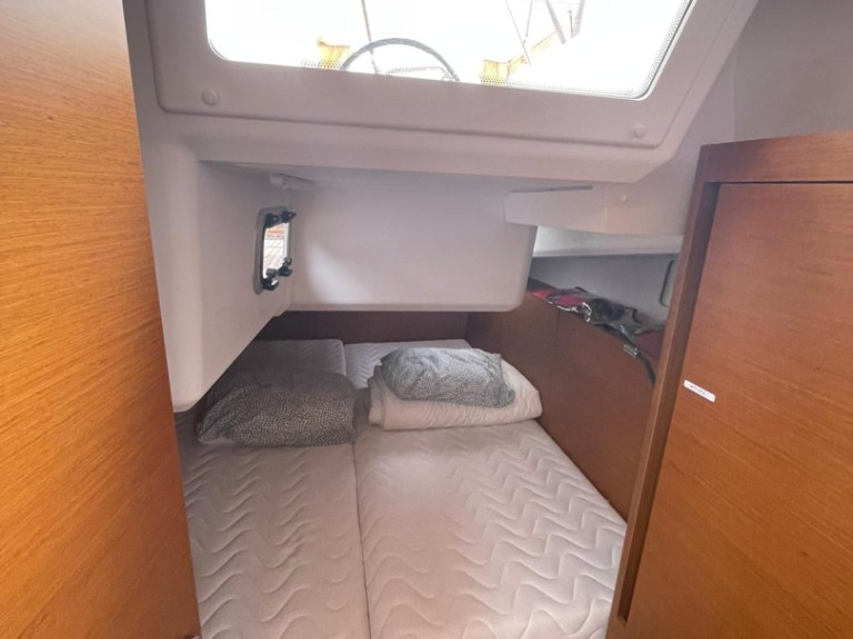 Vermietung Segelboot Jeanneau mit Führerschein