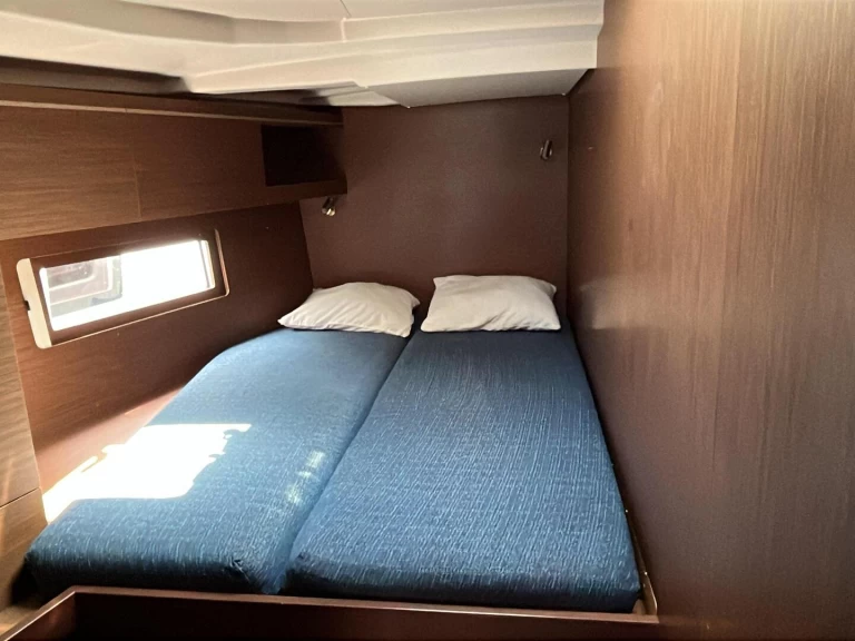 Vermietung Segelboot Bénéteau mit Führerschein