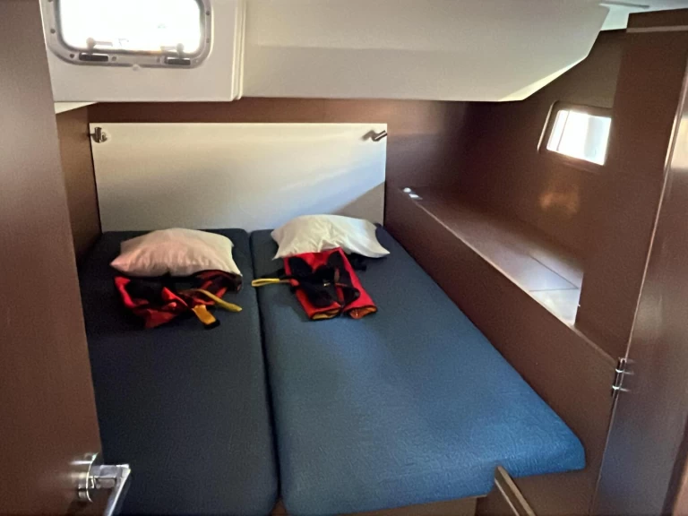 Ein Bénéteau Oceanis 51.1 mieten in Las Galletas